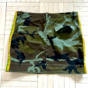 nili lotan green camouflage mini skirt